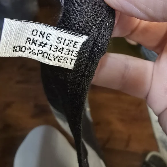 OSFM NWOT Boutique Kimono 37.5Long 34.5ptp Blk Floral Raw Fringe Hem Soft! - Picture 7 of 13